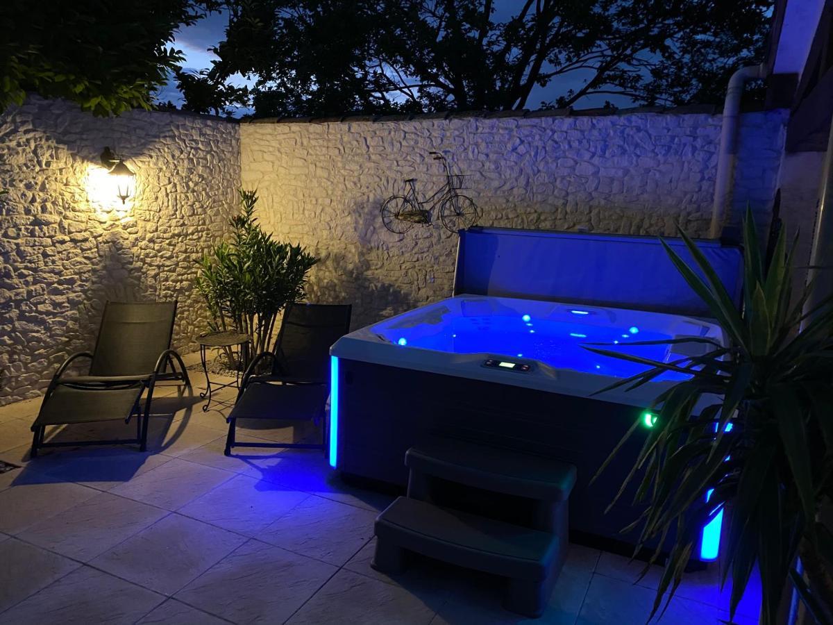 Saint-Rémy-de-Provence Mas Beau Soleil & Spa Cottages De Charme Avec Jacuzzi&Jardin Prives מראה חיצוני תמונה