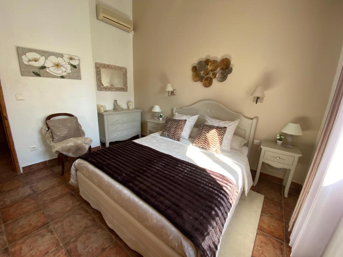 Saint-Rémy-de-Provence Mas Beau Soleil & Spa Cottages De Charme Avec Jacuzzi&Jardin Prives מראה חיצוני תמונה