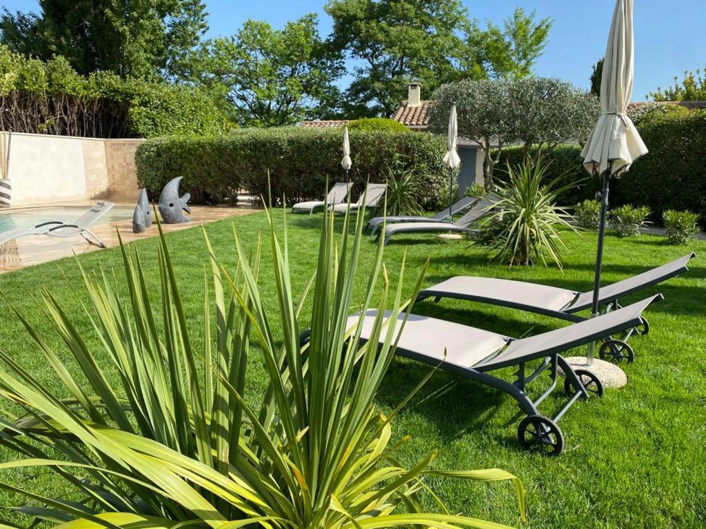 Saint-Rémy-de-Provence Mas Beau Soleil & Spa Cottages De Charme Avec Jacuzzi&Jardin Prives מראה חיצוני תמונה