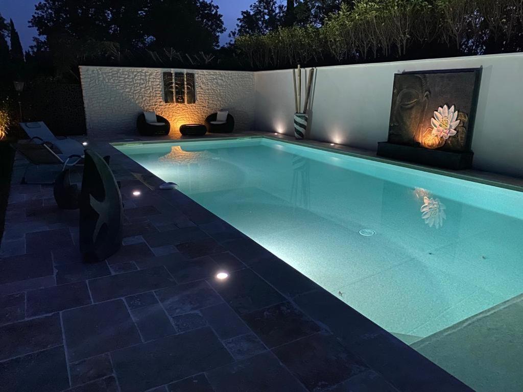 Saint-Rémy-de-Provence Mas Beau Soleil & Spa Cottages De Charme Avec Jacuzzi&Jardin Prives מראה חיצוני תמונה
