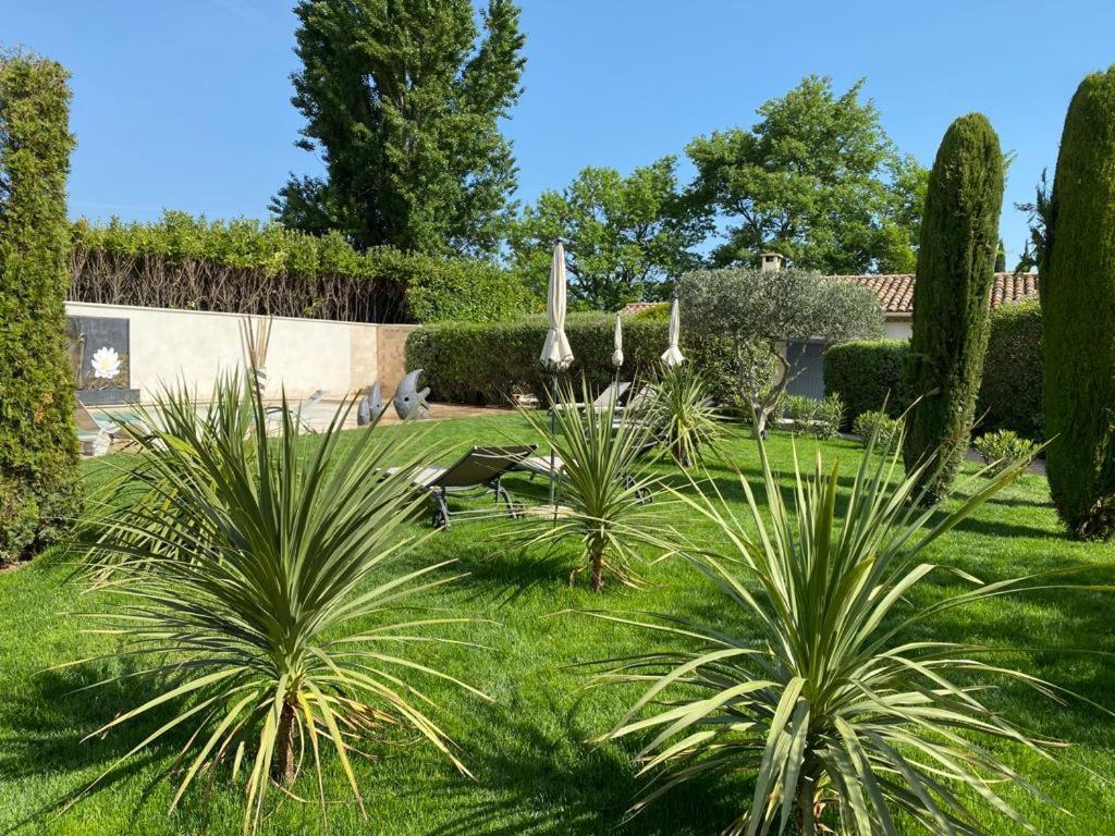 Saint-Rémy-de-Provence Mas Beau Soleil & Spa Cottages De Charme Avec Jacuzzi&Jardin Prives מראה חיצוני תמונה