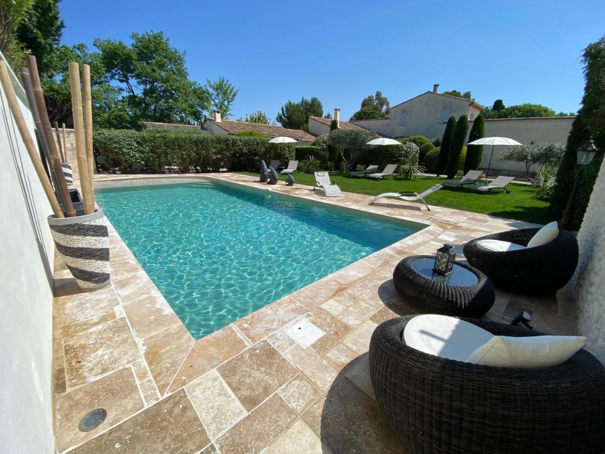 Saint-Rémy-de-Provence Mas Beau Soleil & Spa Cottages De Charme Avec Jacuzzi&Jardin Prives מראה חיצוני תמונה