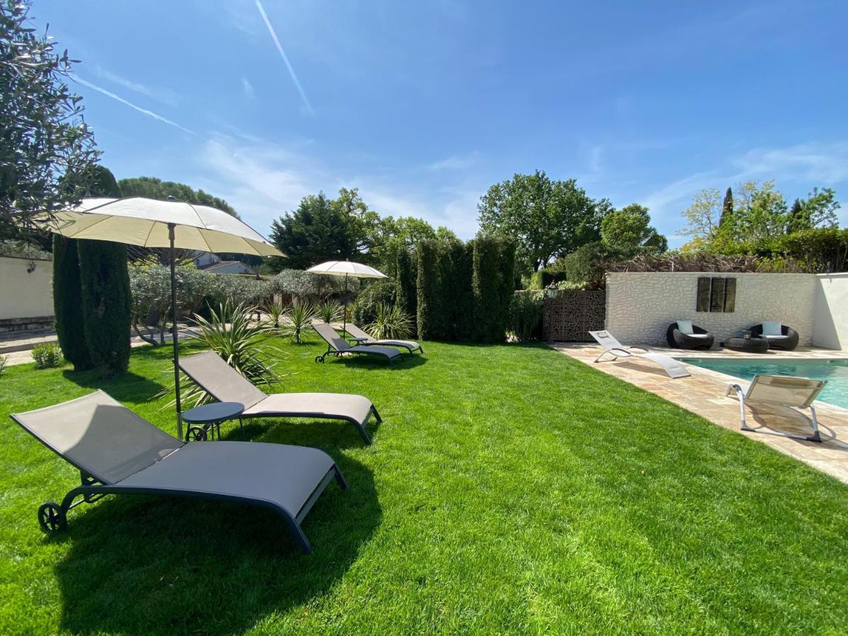 Saint-Rémy-de-Provence Mas Beau Soleil & Spa Cottages De Charme Avec Jacuzzi&Jardin Prives מראה חיצוני תמונה