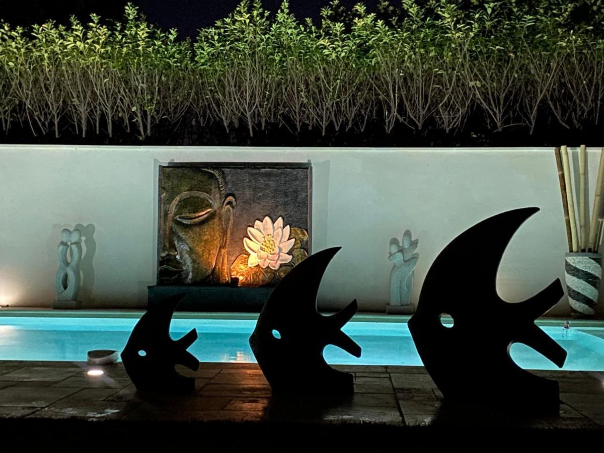 Saint-Rémy-de-Provence Mas Beau Soleil & Spa Cottages De Charme Avec Jacuzzi&Jardin Prives מראה חיצוני תמונה