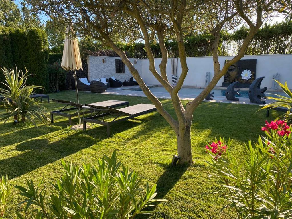 Saint-Rémy-de-Provence Mas Beau Soleil & Spa Cottages De Charme Avec Jacuzzi&Jardin Prives מראה חיצוני תמונה