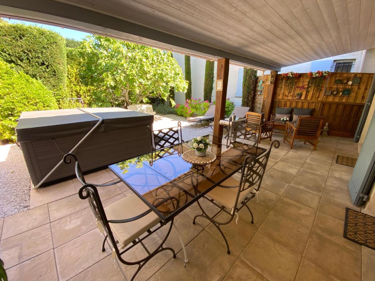 Saint-Rémy-de-Provence Mas Beau Soleil & Spa Cottages De Charme Avec Jacuzzi&Jardin Prives מראה חיצוני תמונה