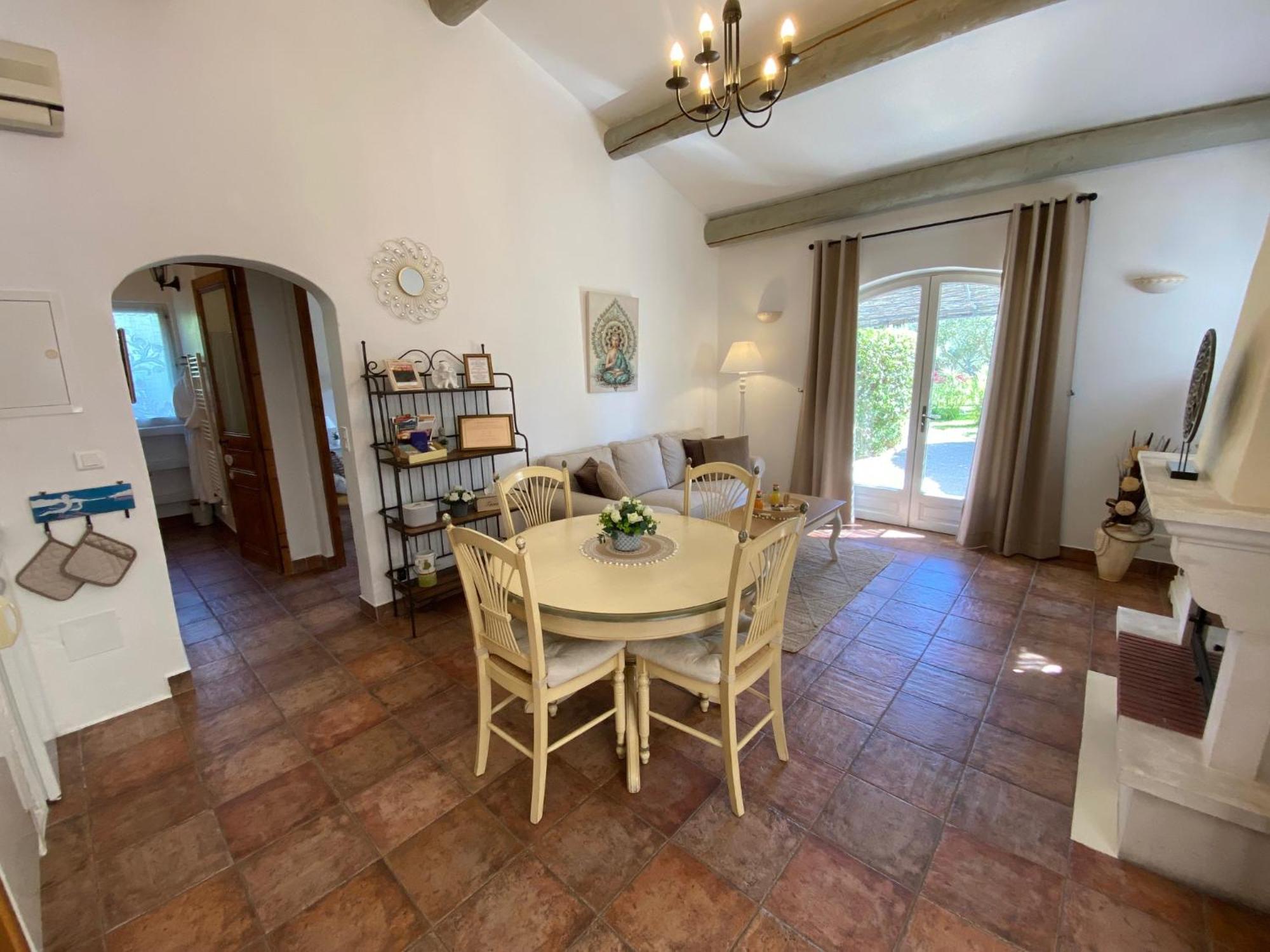 Saint-Rémy-de-Provence Mas Beau Soleil & Spa Cottages De Charme Avec Jacuzzi&Jardin Prives מראה חיצוני תמונה