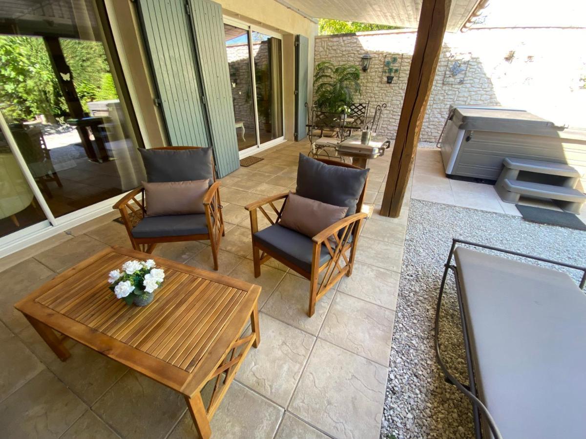 Saint-Rémy-de-Provence Mas Beau Soleil & Spa Cottages De Charme Avec Jacuzzi&Jardin Prives מראה חיצוני תמונה